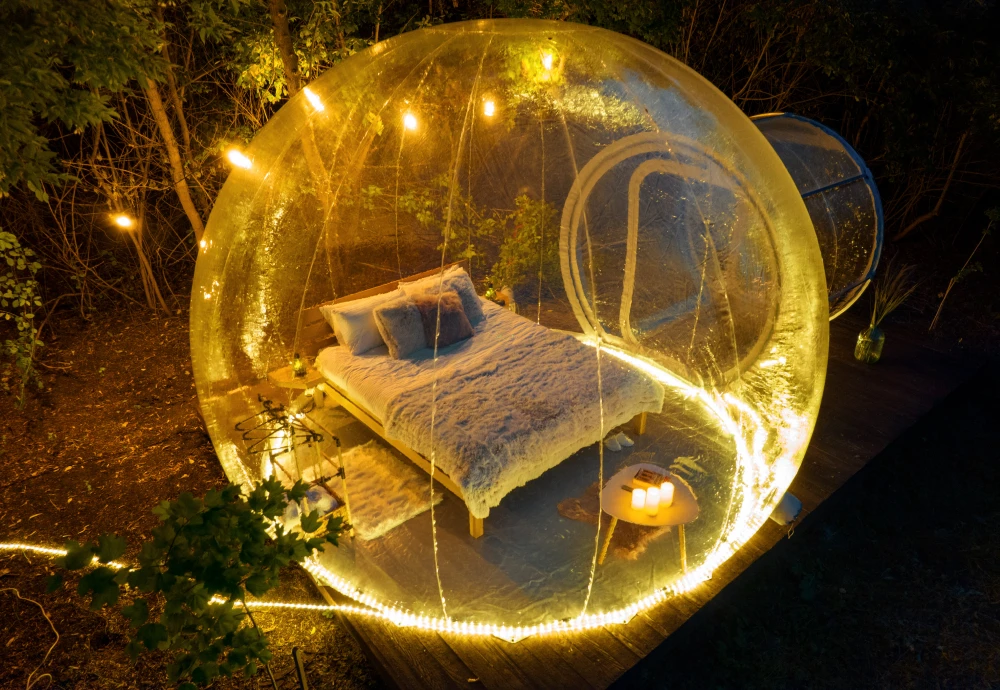 clear outdoor bubble tent